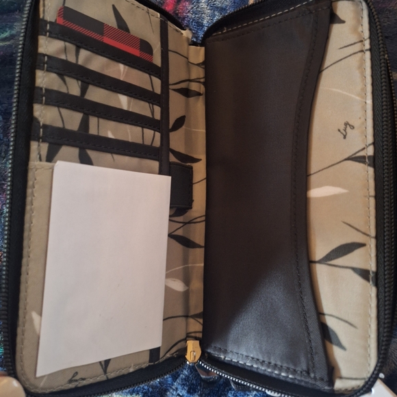 Lug Splits XL Wallet - Picture 3 of 6